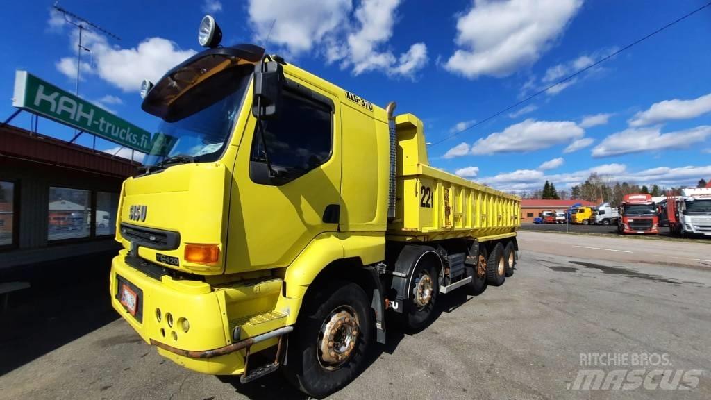 Sisu E11 Kiper kamioni