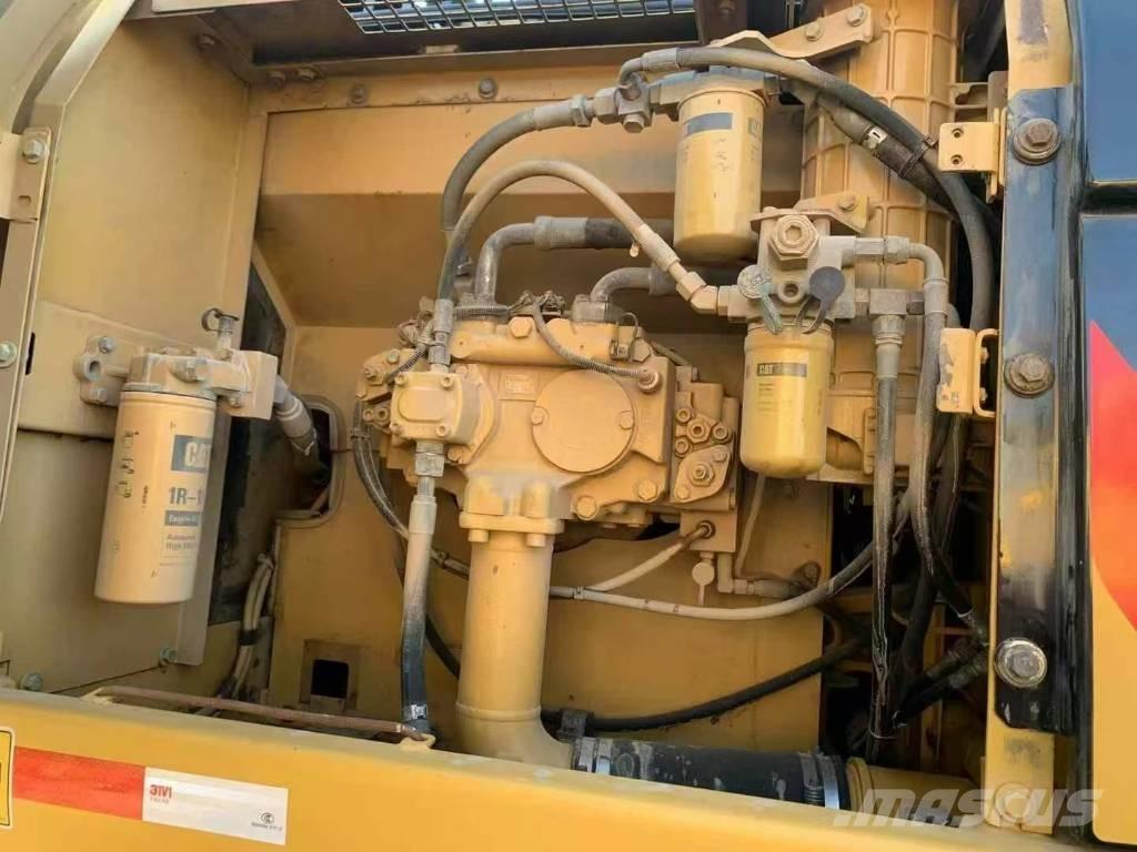 CAT 329 D Bageri gusjeničari