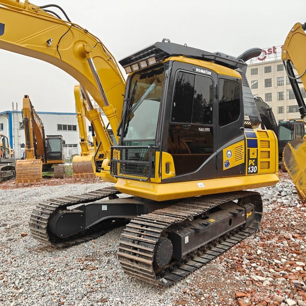 Komatsu 130-7 Bageri gusjeničari