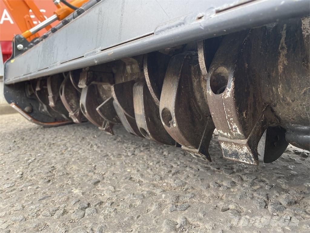 TMC Cancela TLE-125 Šumarski malčeri