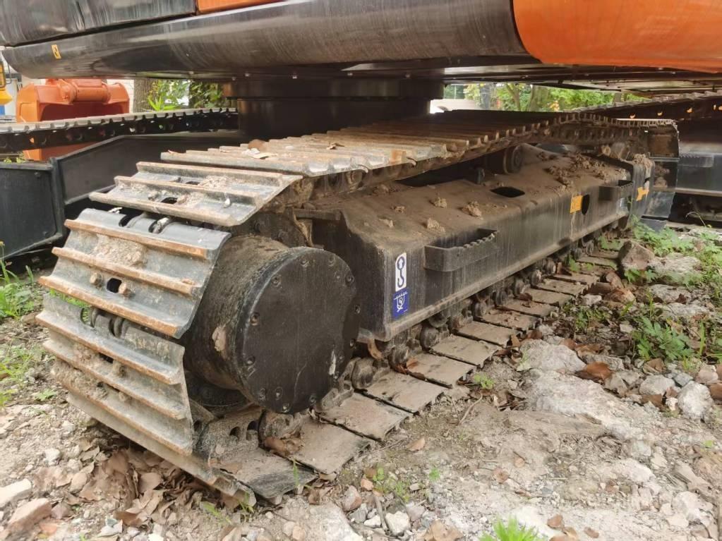 Hitachi ZX 120 Bageri gusjeničari