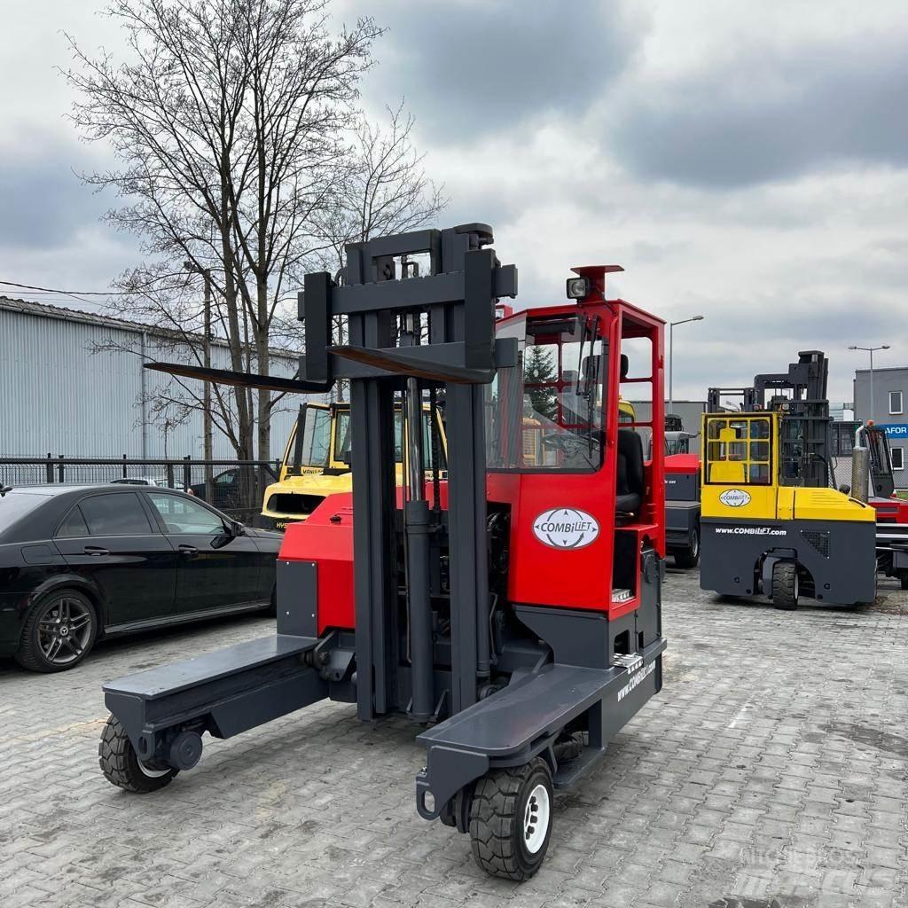 Combilift C4000 Viličari sa 4-stranskim dohvatom