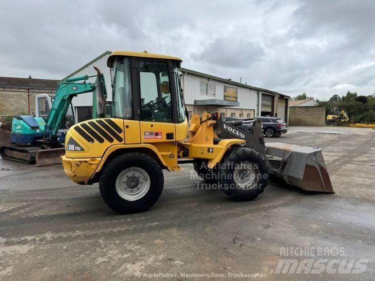 Volvo L 30 B Utovarivači na kotačima