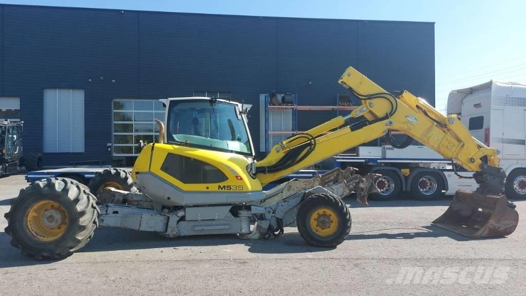 Menzi Muck M535 Bageri na kotačima