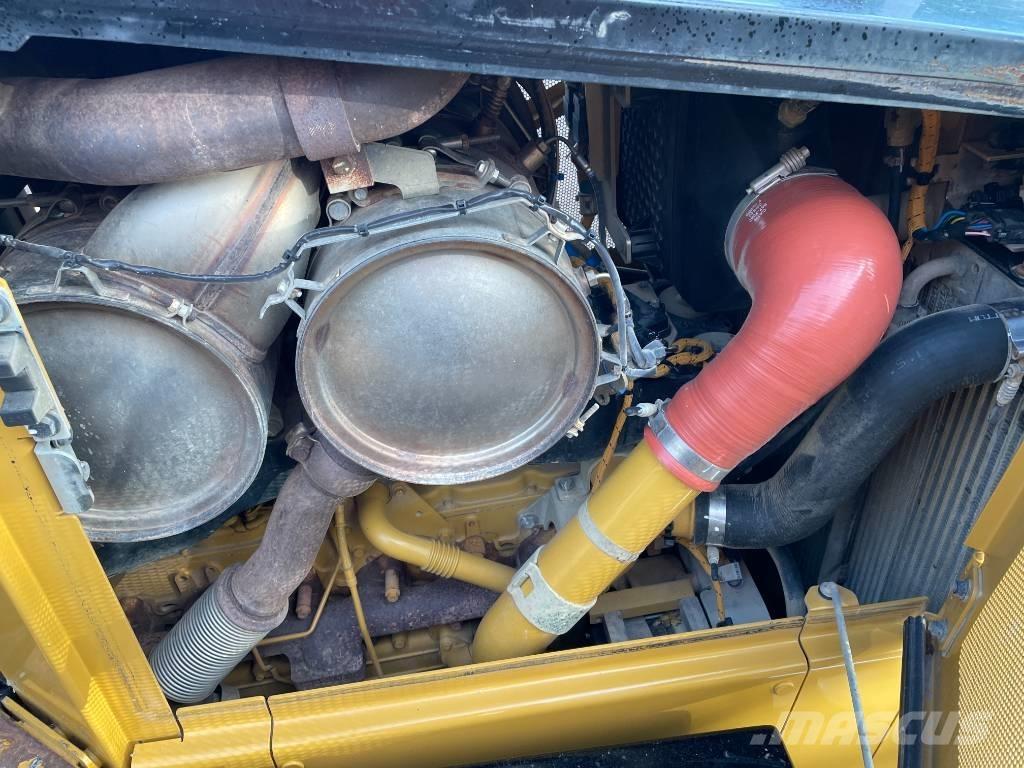 CAT D 5 LGP Buldožeri gusjeničari