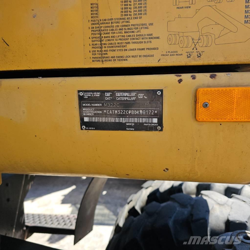 CAT 322 C Bageri na kotačima