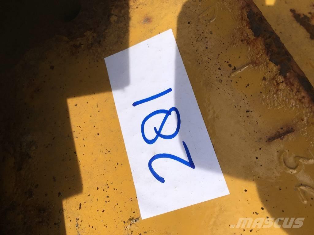 CAT D 6 N LGP Buldožeri gusjeničari