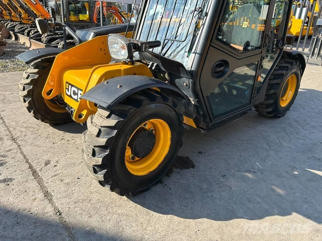 JCB 525-60 Teleskopski viličari