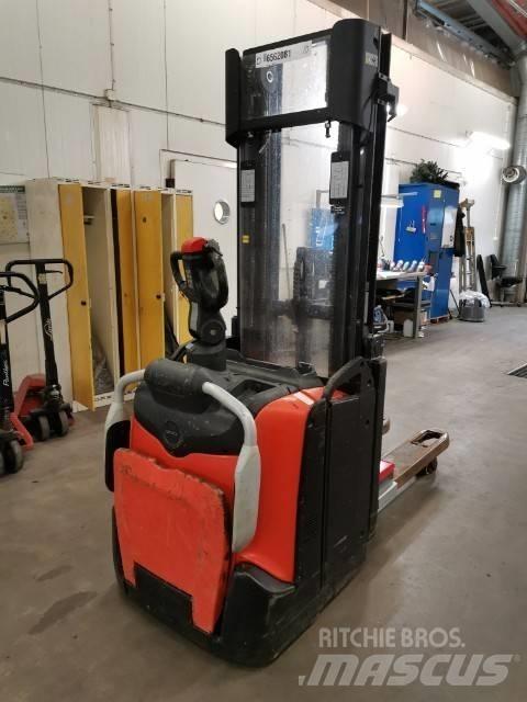 Toyota SPE120L Ručni električni viličar