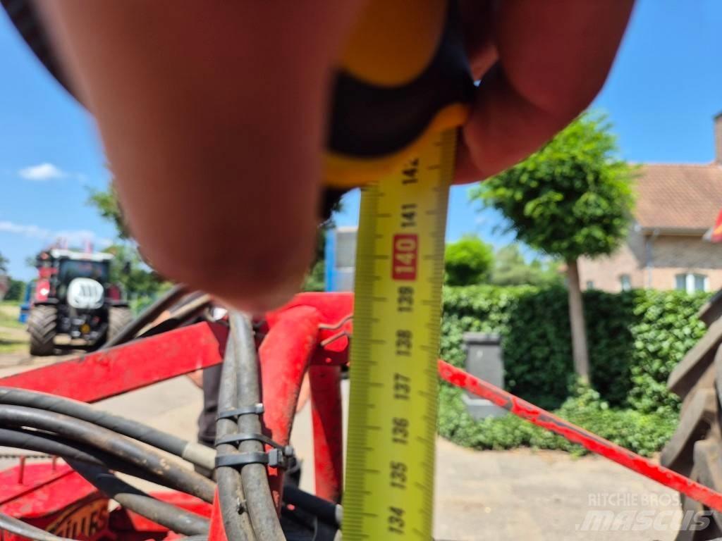 Gilles A47 Kombajni za repu