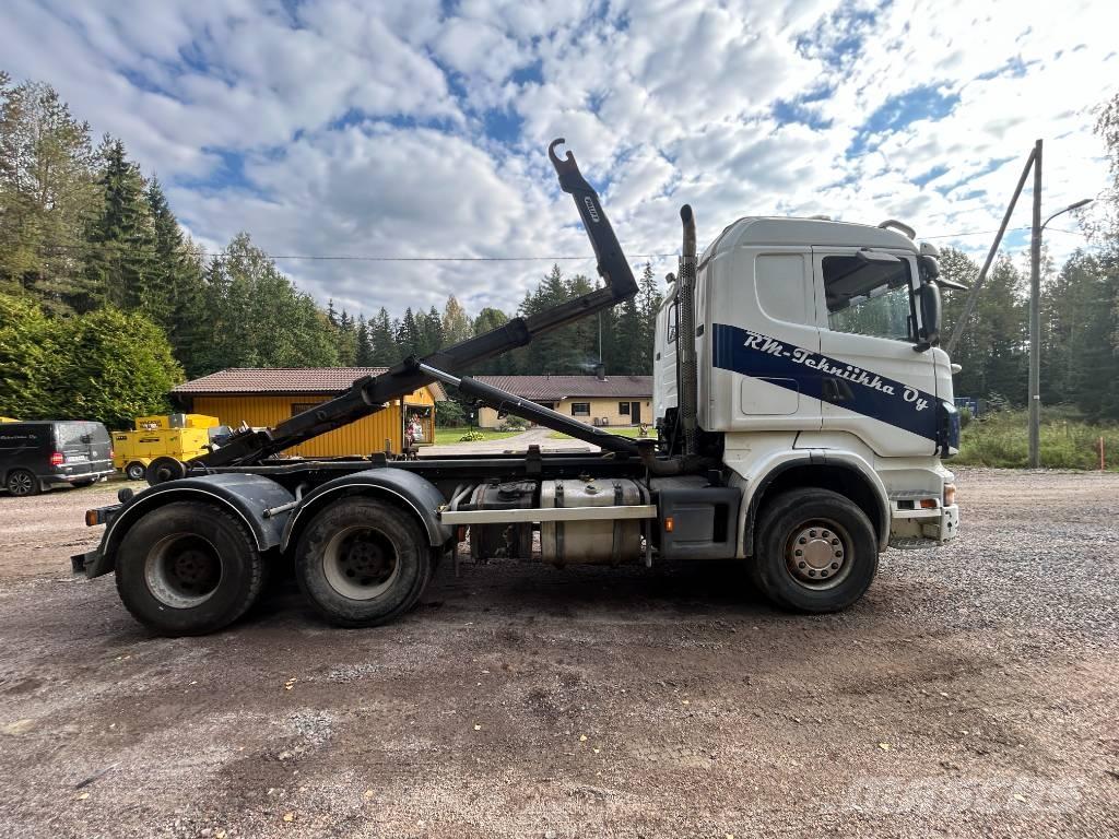 Scania R 500 Rol kiper kamioni s kukama za dizanje