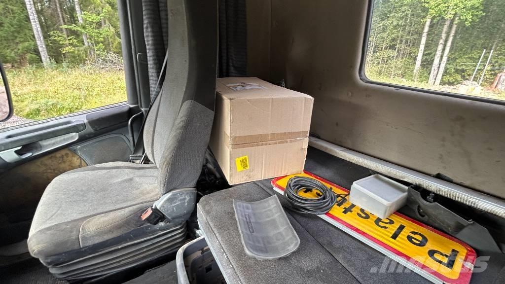 Scania R 500 Rol kiper kamioni s kukama za dizanje