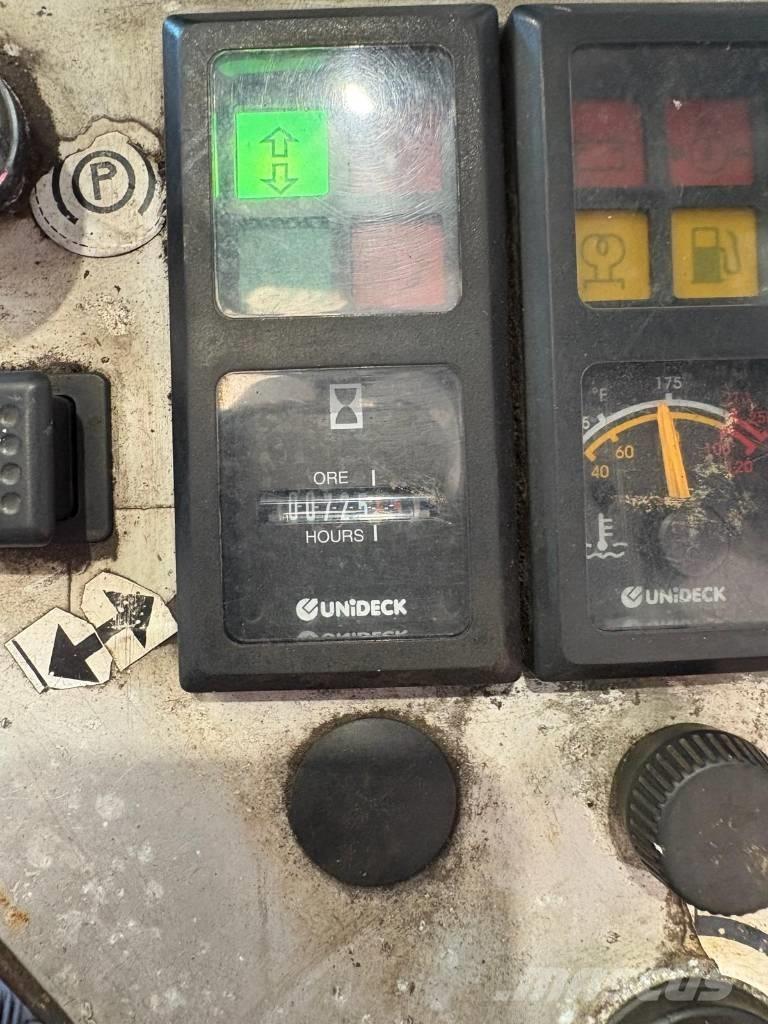 Combilift C 8000 Viličari sa 4-stranskim dohvatom