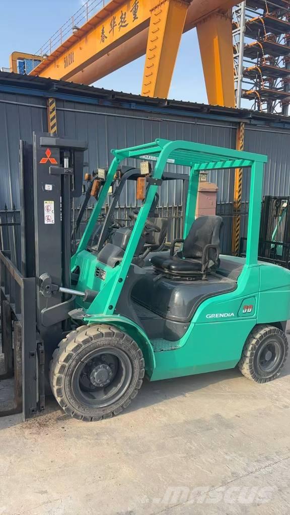 Mitsubishi 3t Dizelski viličari