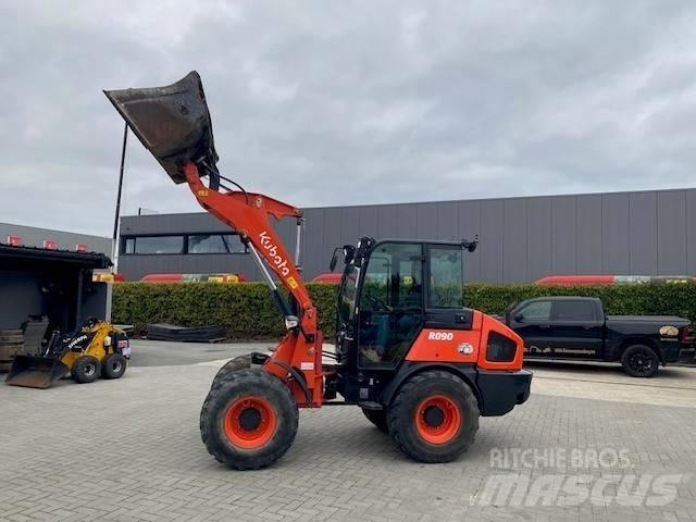 Kubota R 090 Utovarivači na kotačima