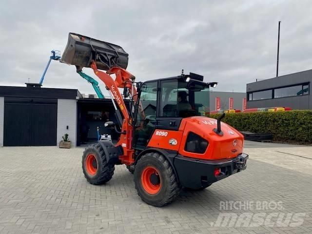 Kubota R 090 Utovarivači na kotačima