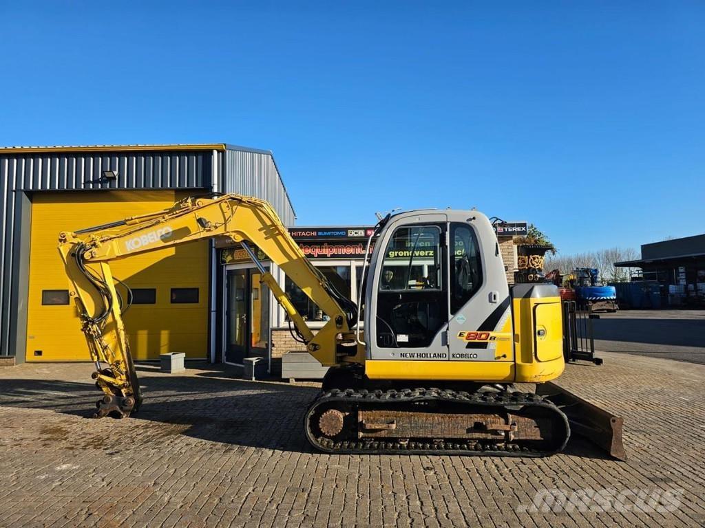 New Holland E80 Midi bageri 7t – 12t