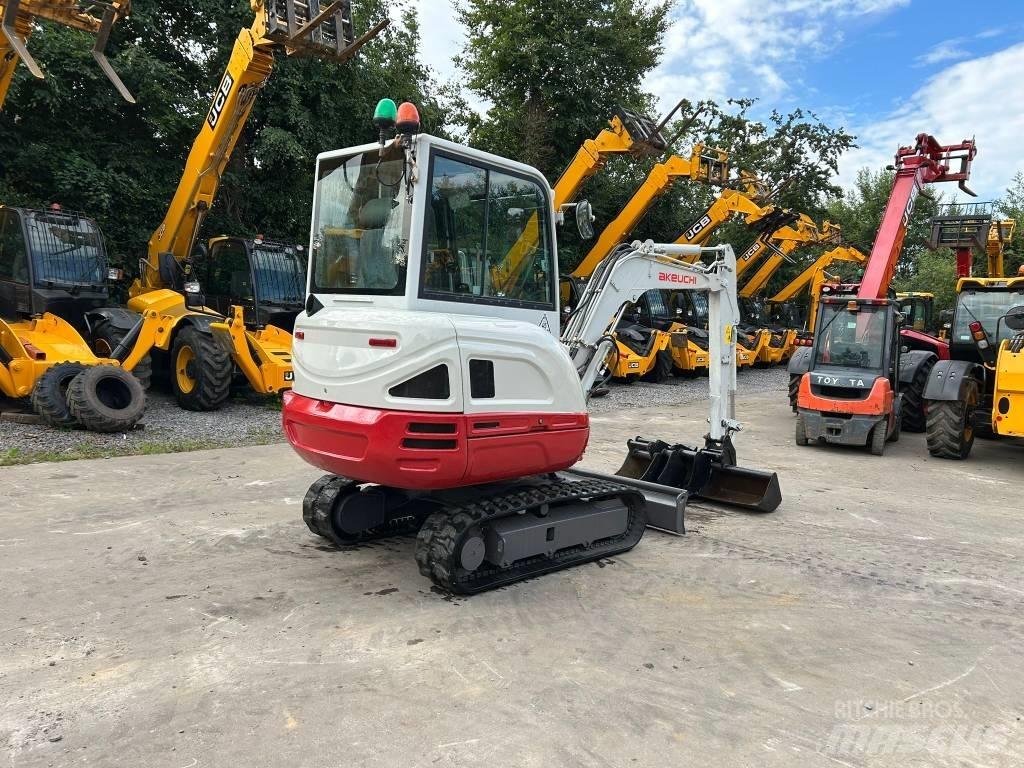 Takeuchi TB 230 Mini bageri <7t