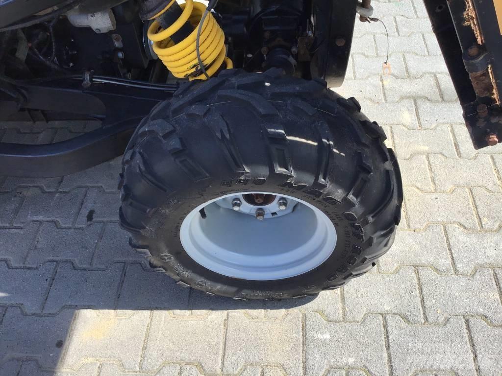 JCB Groundhog Golf vozila