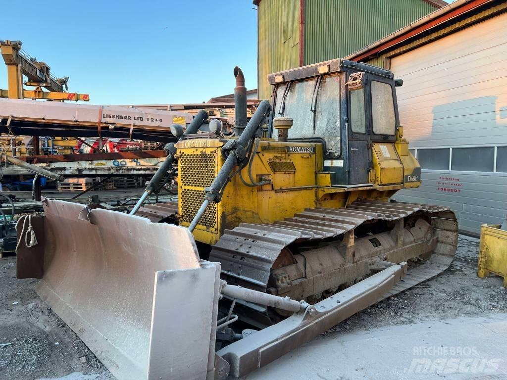Komatsu D 65 P Buldožeri gusjeničari