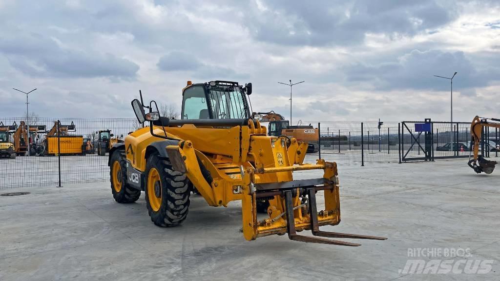 JCB 540-140 Teleskopski viličari
