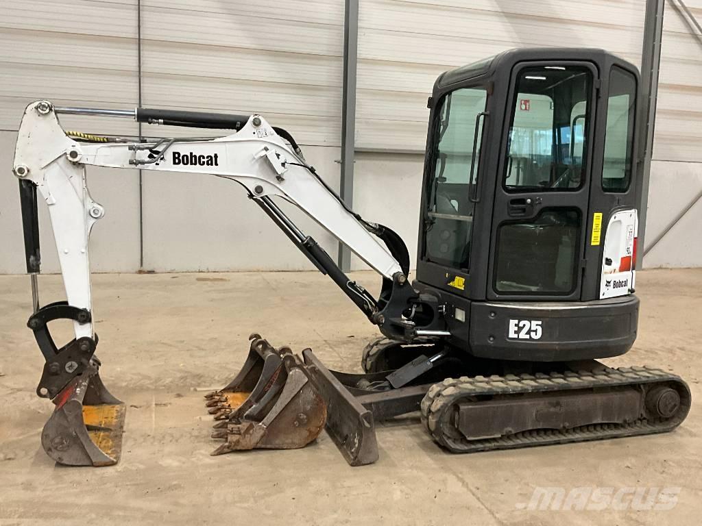 Bobcat E 25 Mini bageri <7t