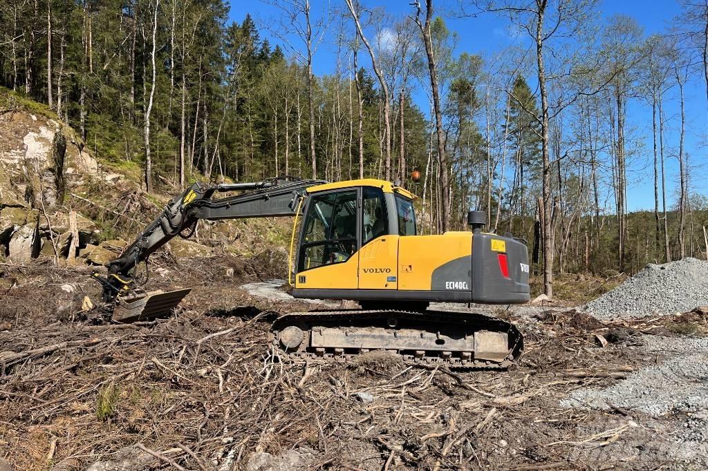 Volvo EC 140 C L Bageri gusjeničari