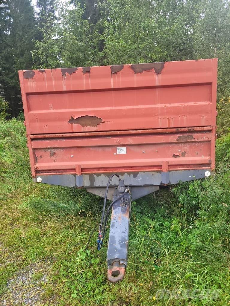 Tuhti M110 Kiperi prikolice
