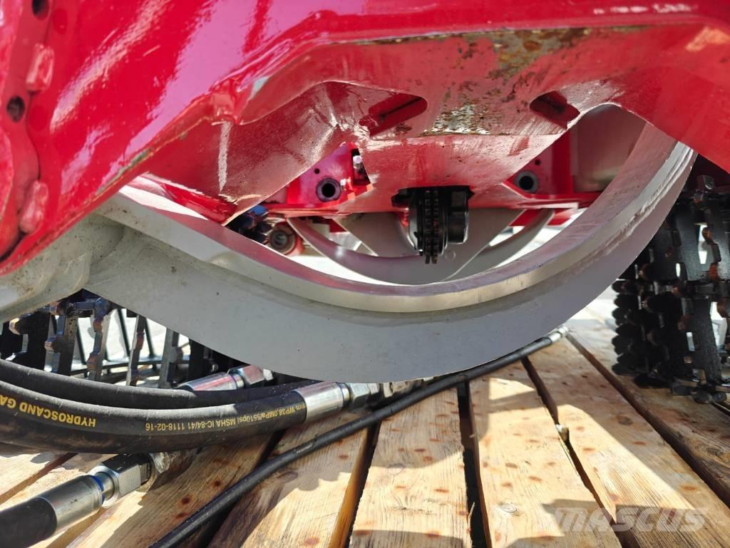 Log Max 5000 D Glave za kombajne