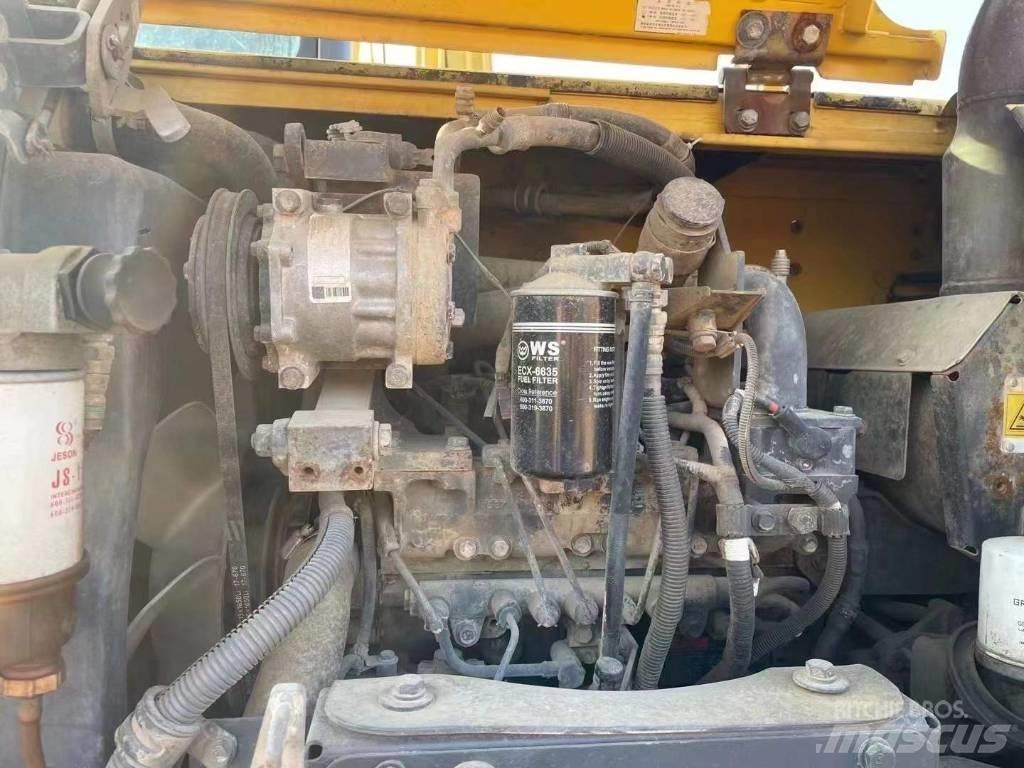 Komatsu PC 70 Bageri gusjeničari