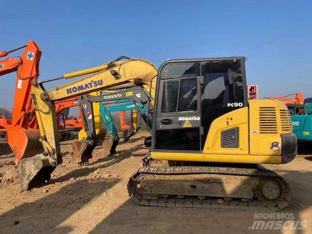 Komatsu PC 70 Bageri gusjeničari