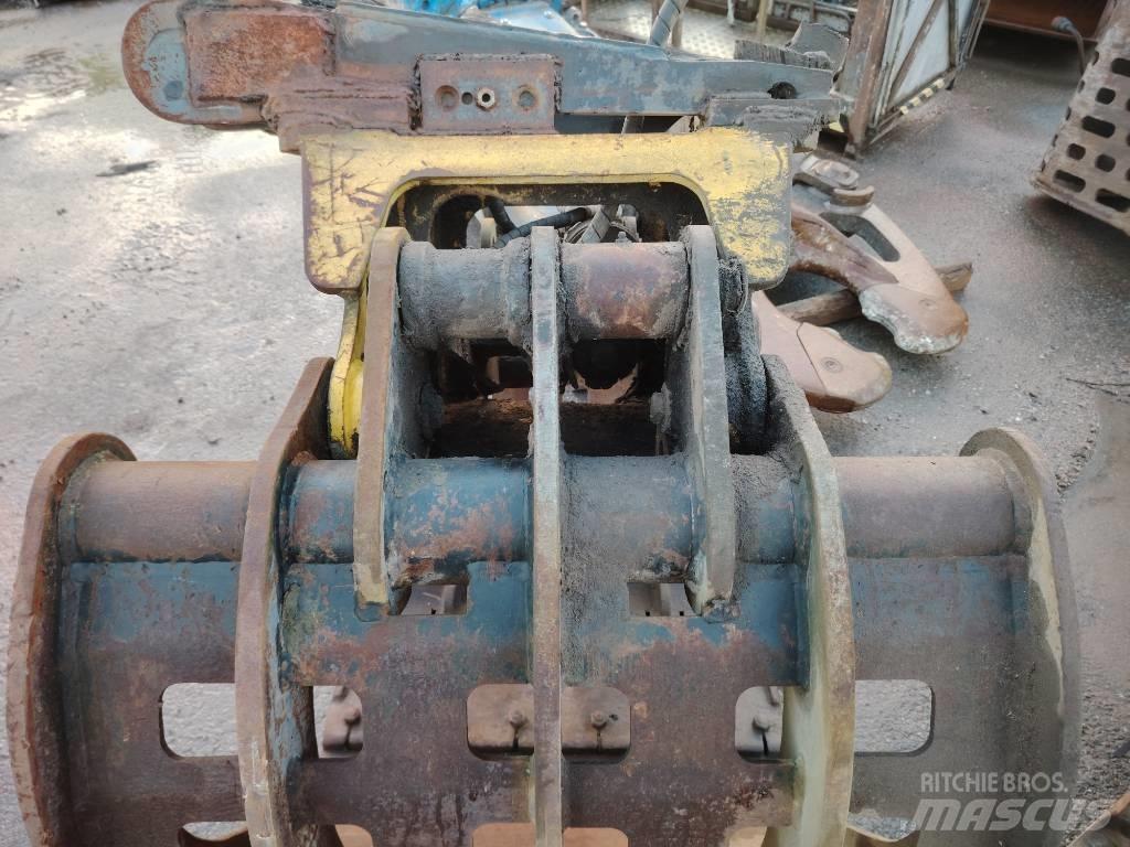 Engcon Koura Grabilice