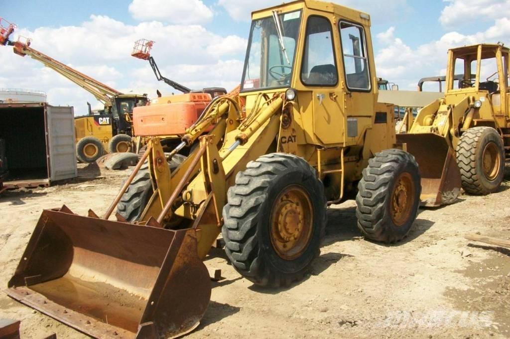 CAT 910 Utovarivači na kotačima