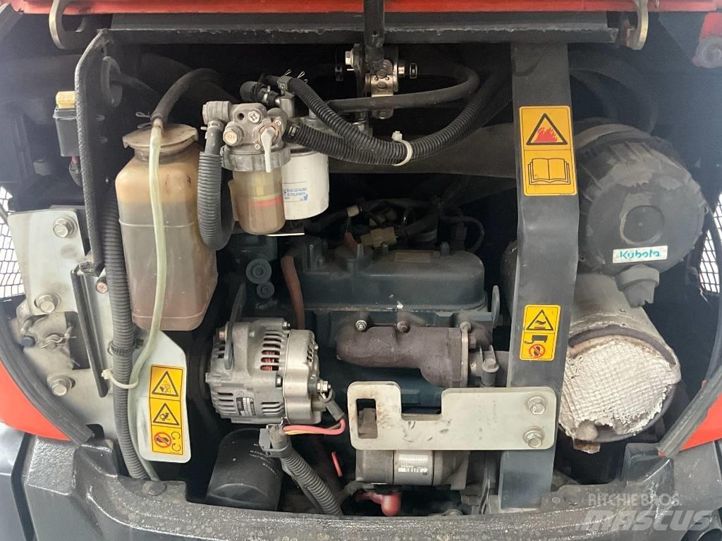 Kubota KX 015-4 Mini bageri <7t