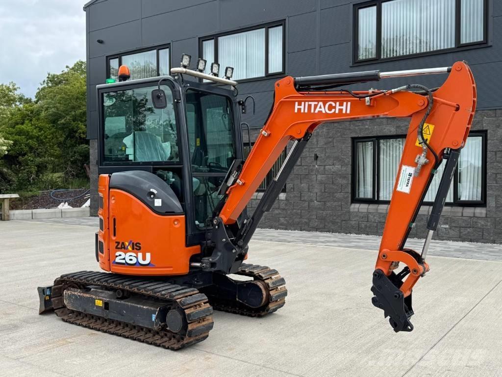 Hitachi ZX 26 U-6CLR Mini bageri <7t