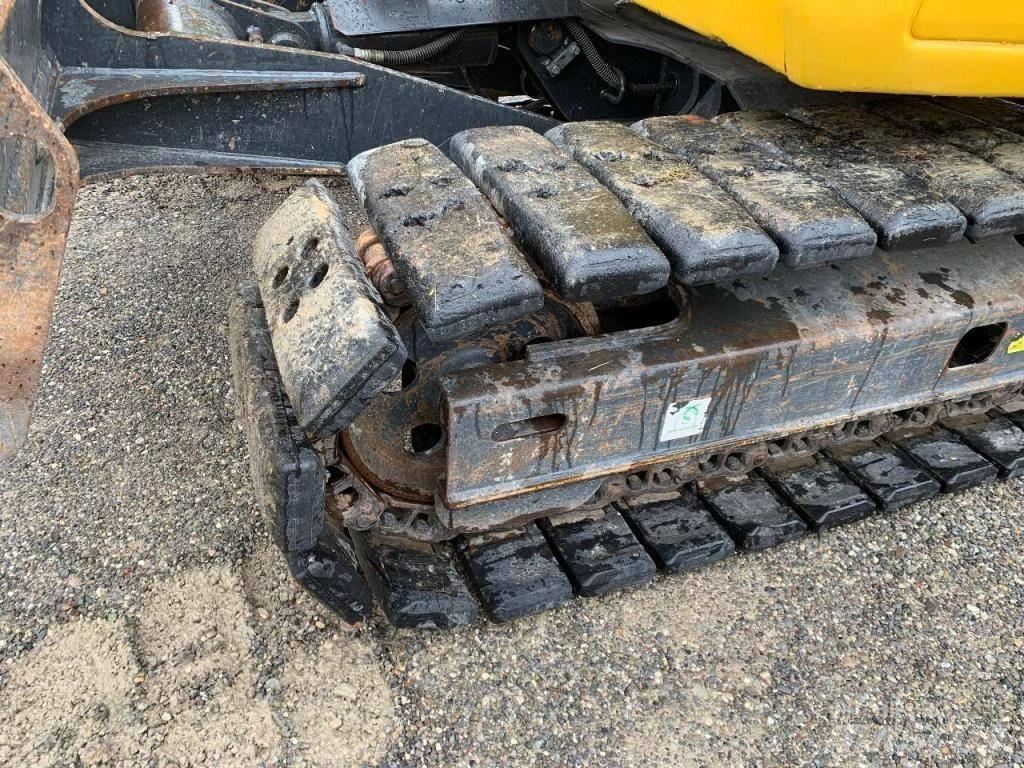 Komatsu PC88MR-8 Bageri gusjeničari