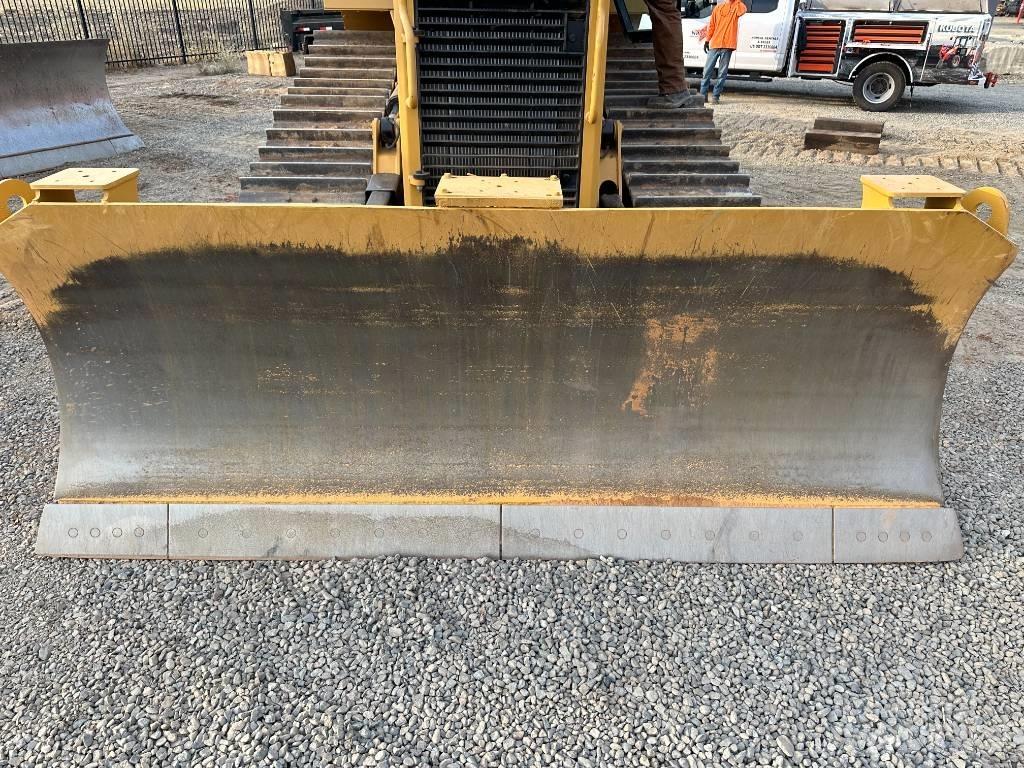 CAT D 6 N XL Buldožeri gusjeničari
