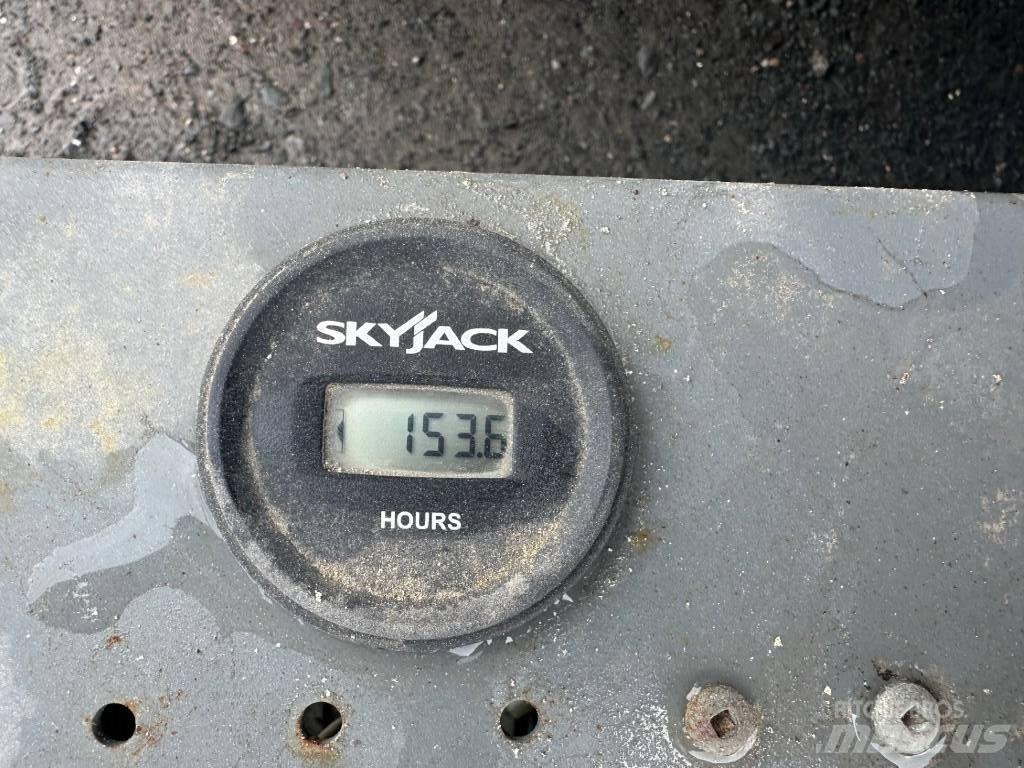 SkyJack SJ 3219 Škaraste platforme