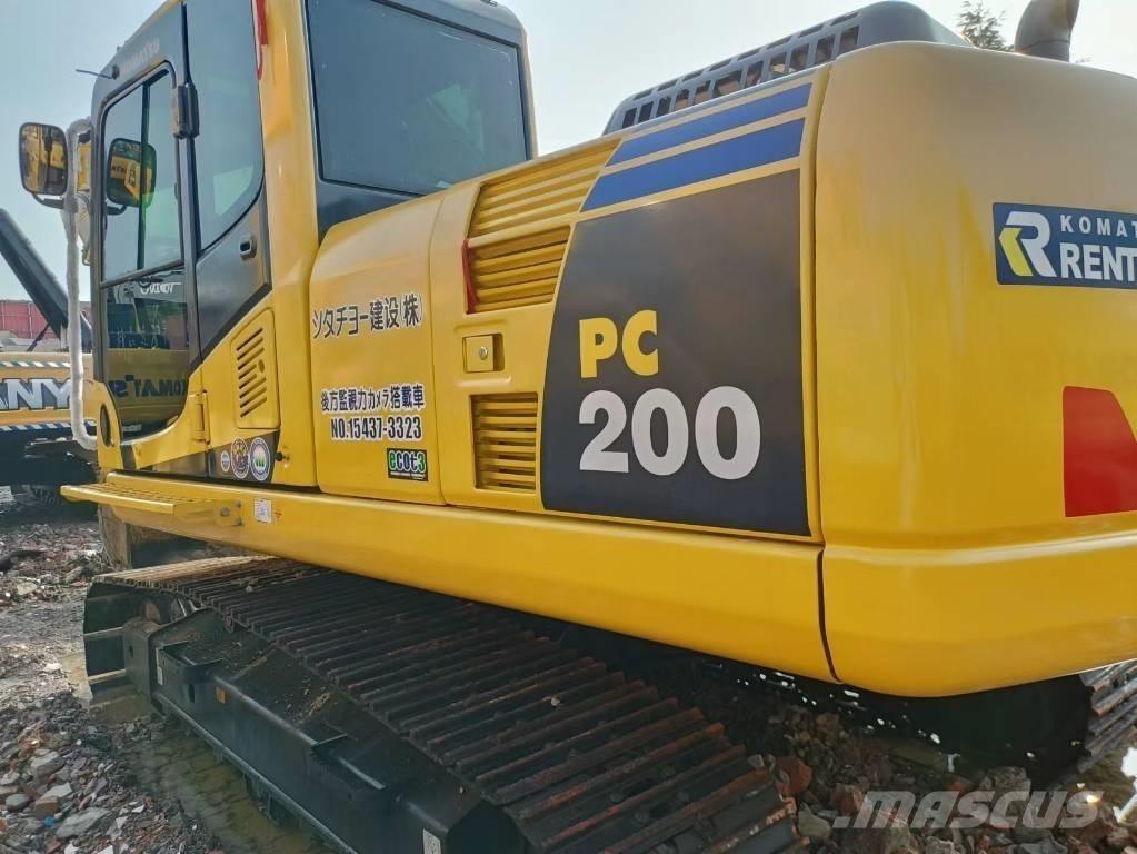 Komatsu PC 200-8 Bageri gusjeničari