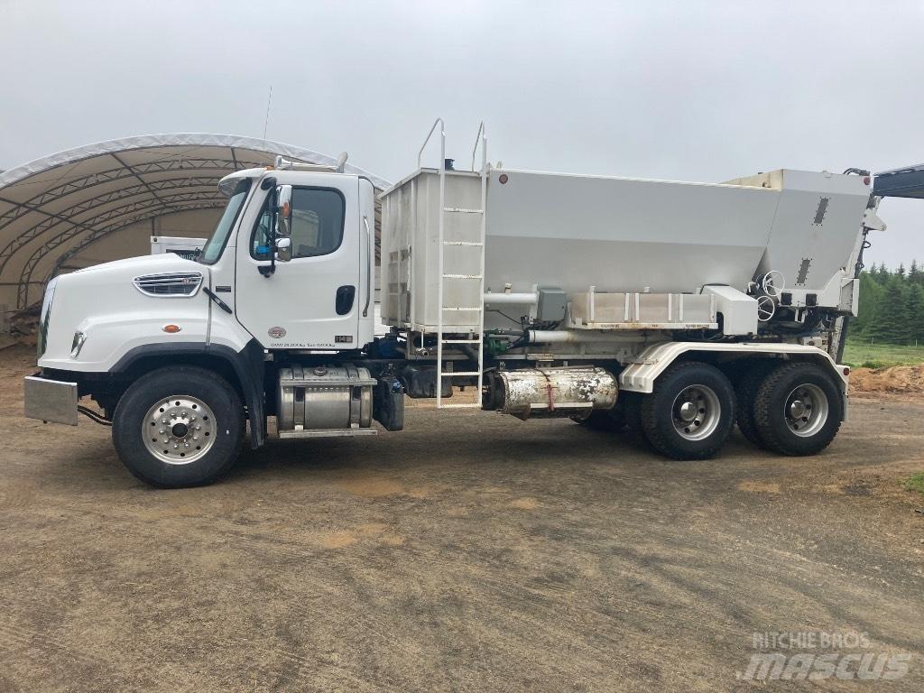 Freightliner SD 114 Kamioni mikseri za beton