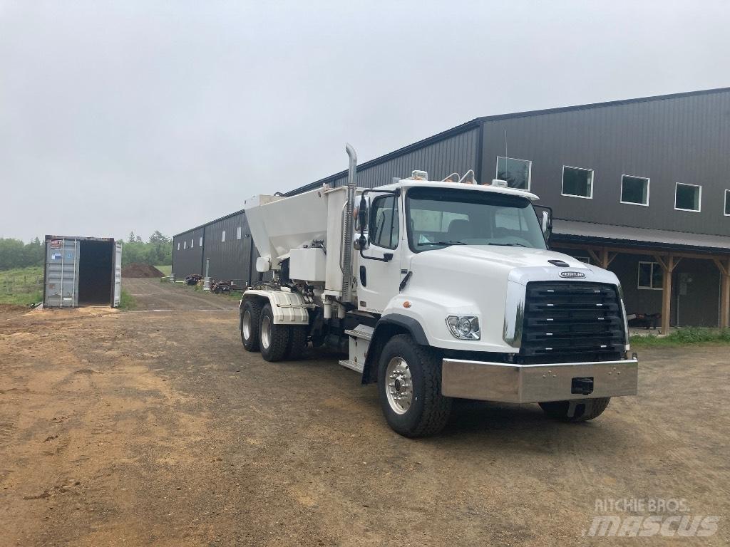 Freightliner SD 114 Kamioni mikseri za beton