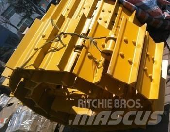 Komatsu D155A-6 Gusjenice