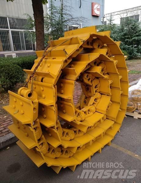 Komatsu D155A-6 Gusjenice