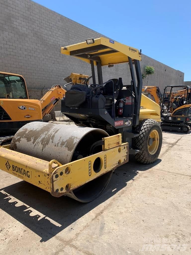 Bomag BW 177DH-50 Valjci sa jednim bubnjem