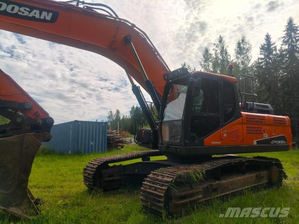 Doosan DX 300 LC Bageri gusjeničari
