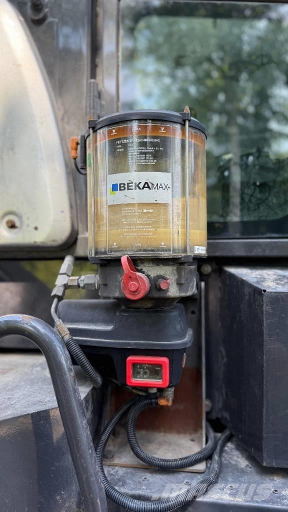 Hitachi ZW 140 Utovarivači na kotačima