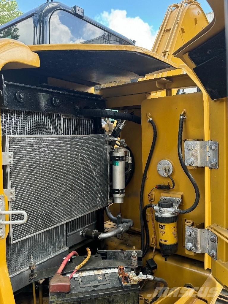 CAT 307 Mini bageri <7t