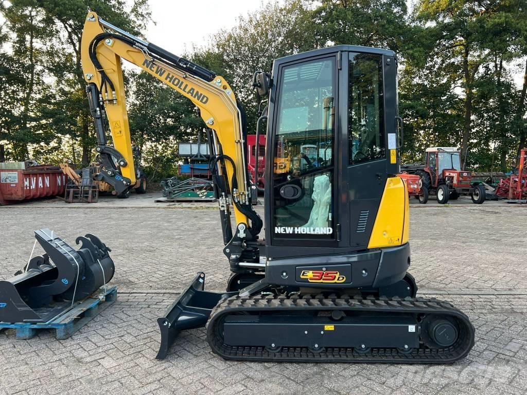 New Holland E 35 D Mini bageri <7t