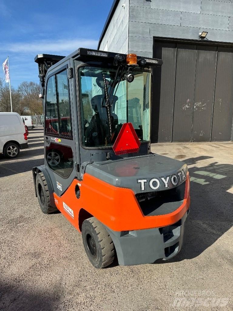 Toyota 52-8FDJF35 Dizelski viličari