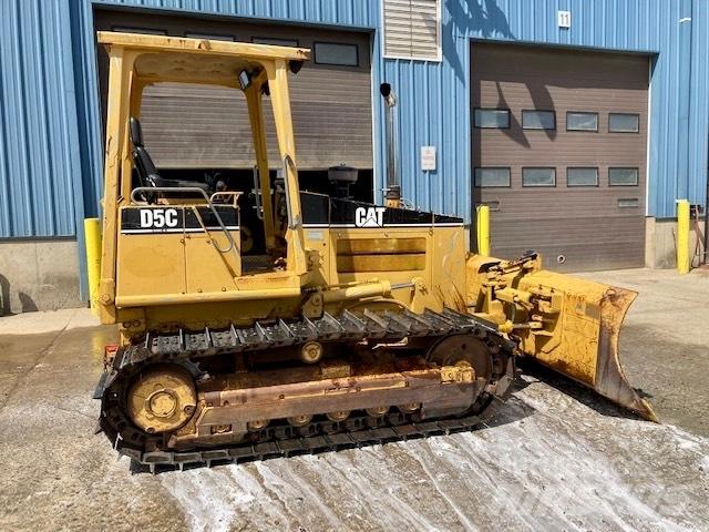 CAT D 5 C Buldožeri gusjeničari